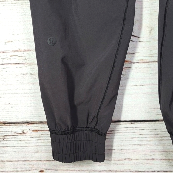 Lululemon Sun Setter Joggers - Picture 7 of 11